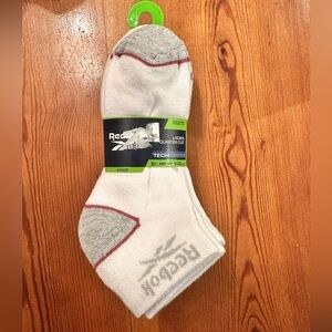 Reebok NWT 6 pairs tech series socks white women’s